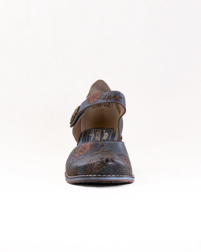 L'Artiste Cabracho (Women's) - Blue Multi