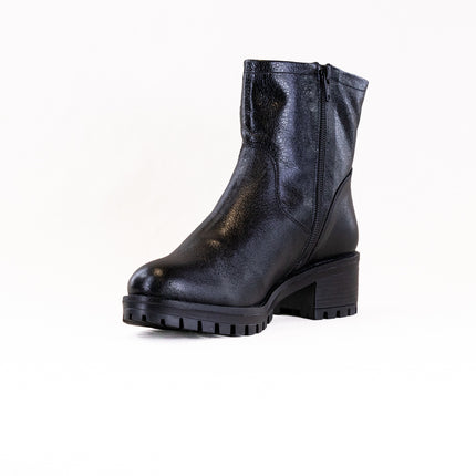 Eric Leah (Women's) - Black Metallic Leather with Fur