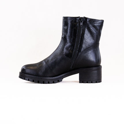 Eric Leah (Women's) - Black Metallic Leather with Fur