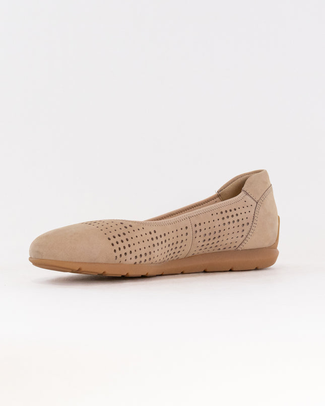 Ara Sarah Perf Ballet Flat (Women's) - Sand Nubuck