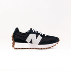 6 / MEDIUM (B) / BLACK/WHITE/MINERAL RED