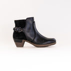 36 / BLACK