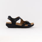 6 / BLACK