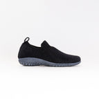 37.0 / BLACK