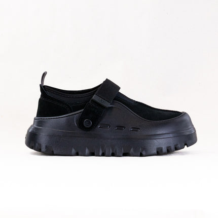 UGG Peakwood Lowcut (Men's) - Black