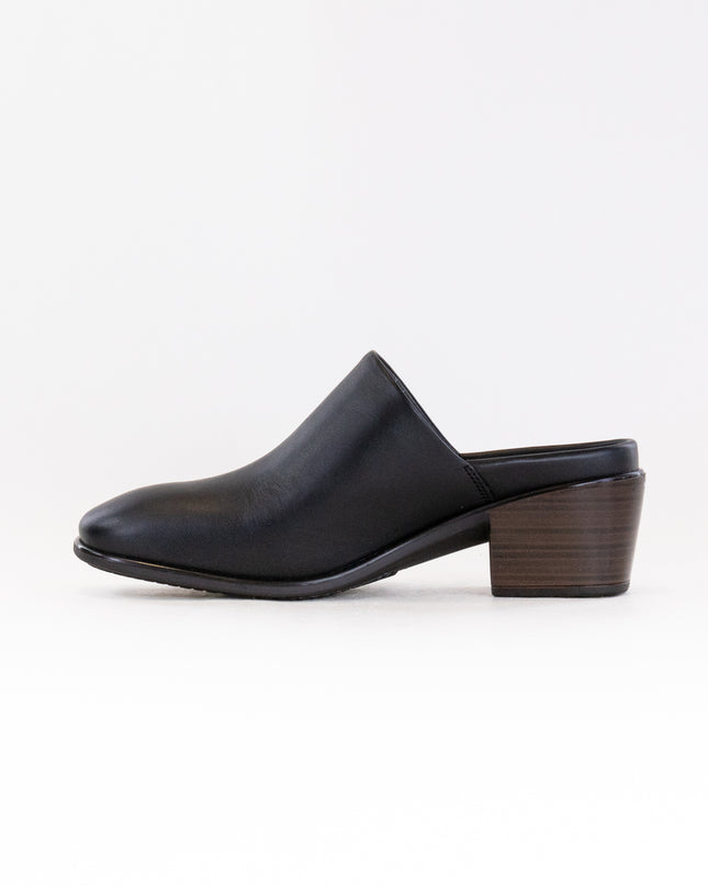 Naot Dedicate (Women's) - Black jet Leather
