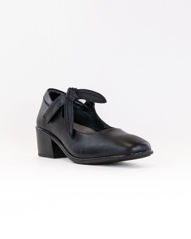 Naot Nobility (Women's) - Black jet Leather