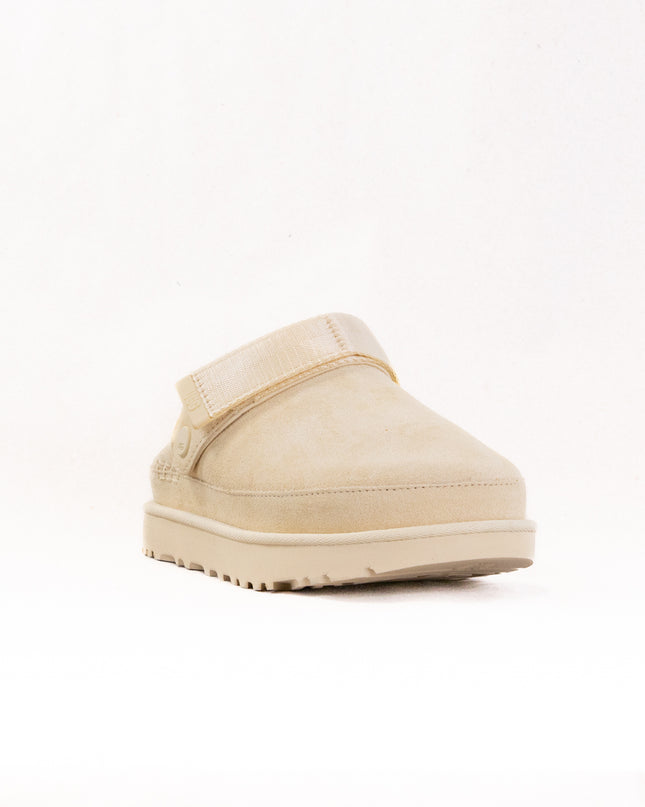 UGG Goldenstar Clog (Women's) - Pale Buttercup