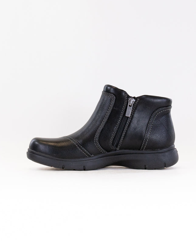 Clarks Certina Joy (Women's) - Black Leather