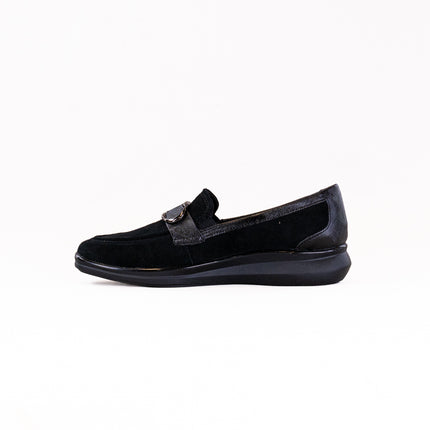 Clarks Lynell Bay (Women's) - Black Suede