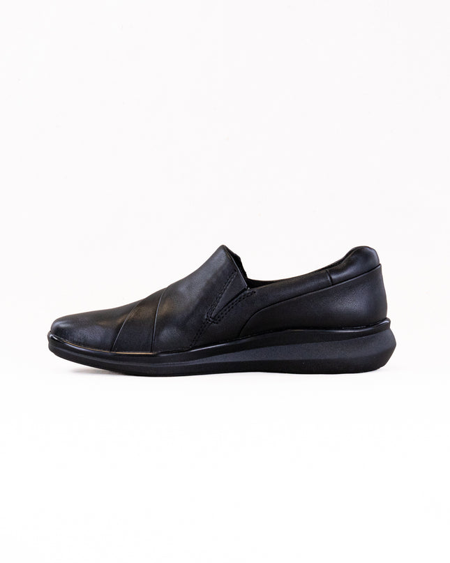 Clarks Lynell Slip (Women's) - Black Leather