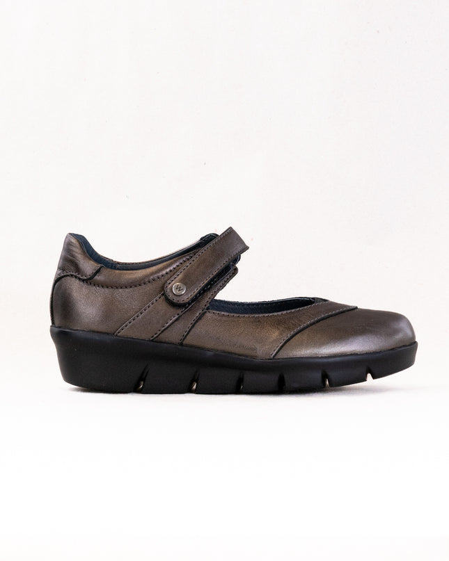 Wolky Lomita (Women's) - Smooth Leather Inox