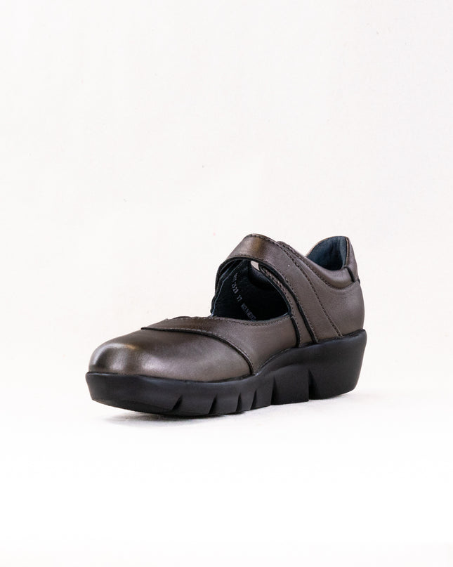 Wolky Lomita (Women's) - Smooth Leather Inox