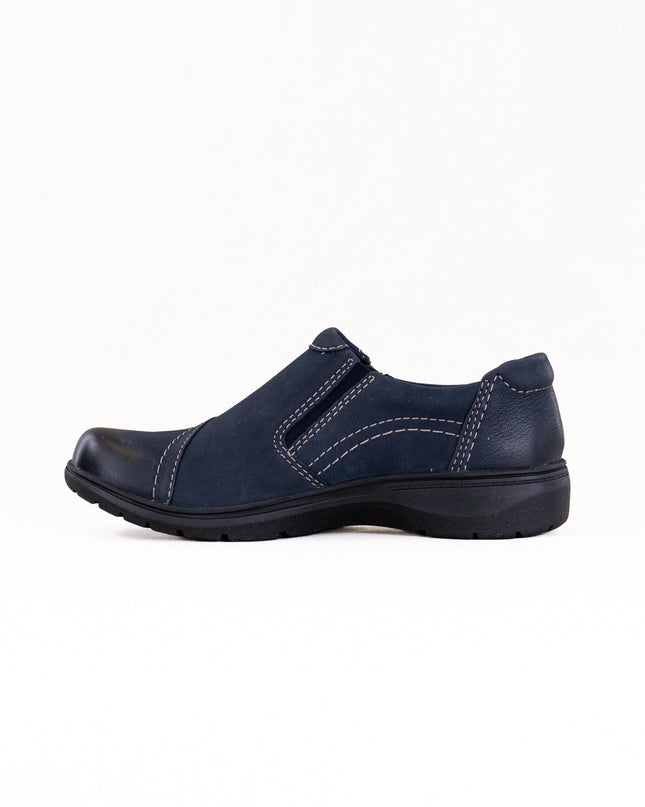 Clarks Carleigh Ray (Women's) - Navy Nubuck