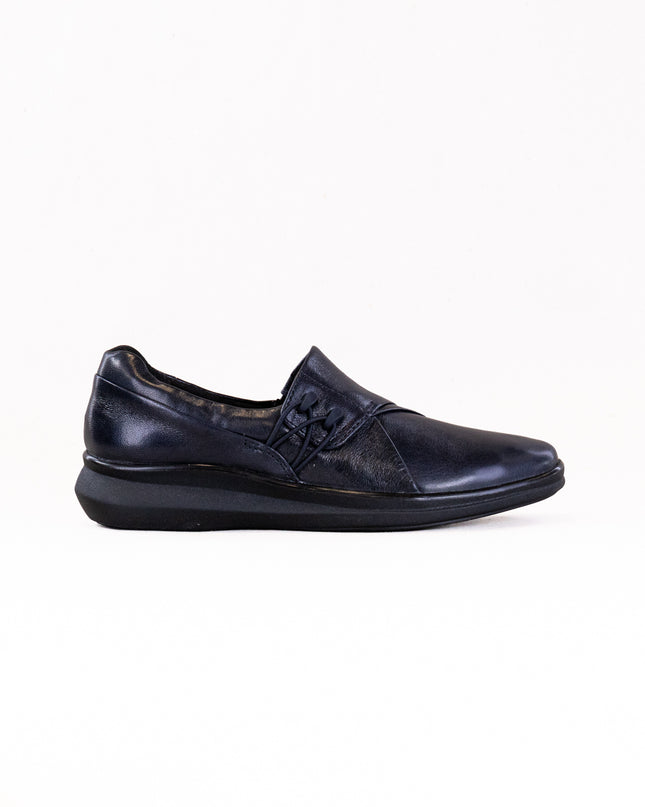Clarks Lynell Slip (Women's) - Navy Leather