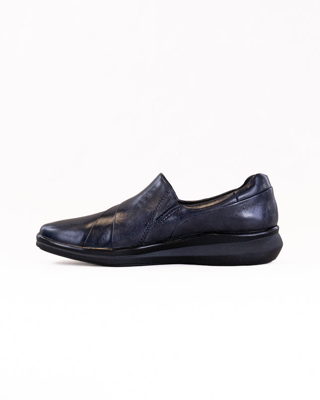 Clarks Lynell Slip (Women's) - Navy Leather