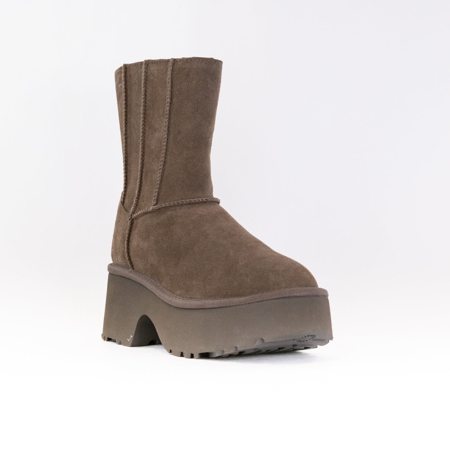 Ugg Classic Twin Seam New Heights (Women's) - Hickory