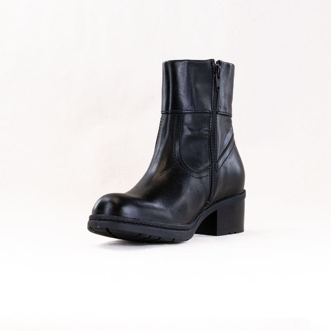 Wolky Fairview (Women's) - Black Comfy Wax