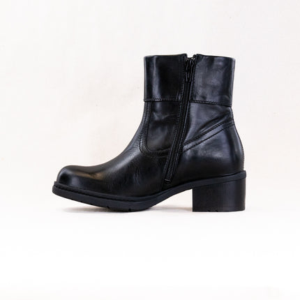 Wolky Fairview (Women's) - Black Comfy Wax