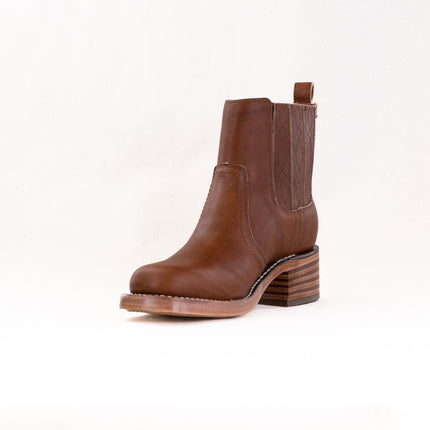 FRYE Campus Chelsea (Women's) - Saddle