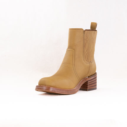 FRYE Campus Chelsea (Women's) - Banana