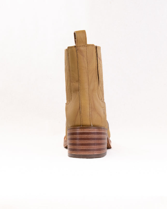 FRYE Campus Chelsea (Women's) - Banana