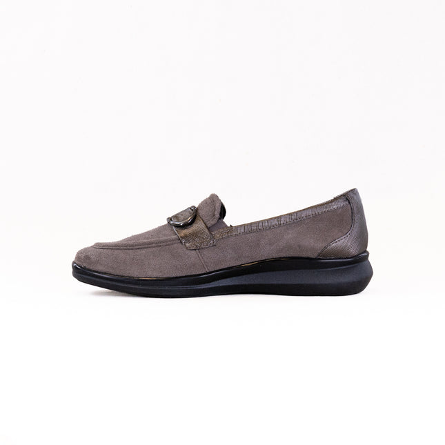 Clarks Lynell Bay (Women's) - Taupe Suede