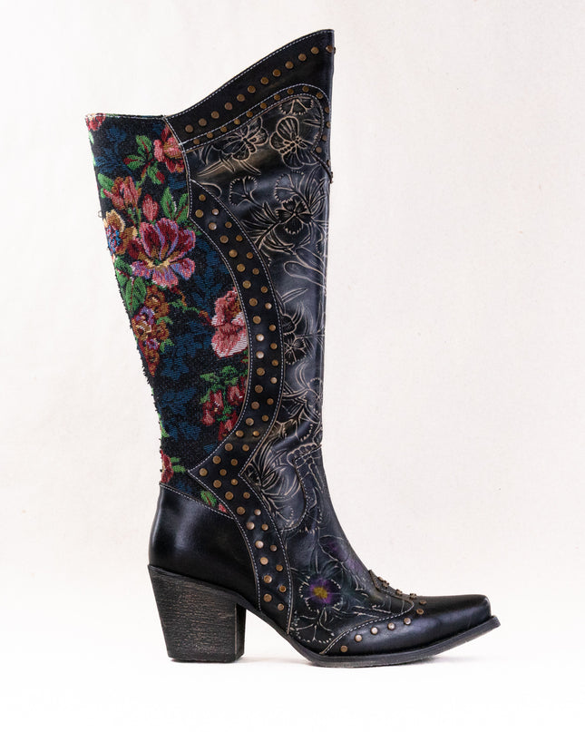 L'Artiste Mallorie Boot (Women's) - Black