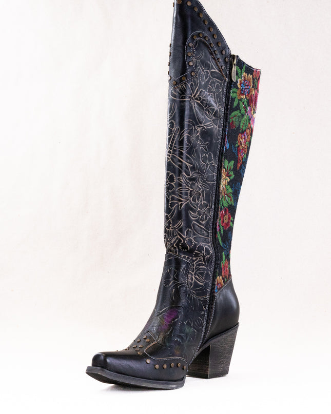 L'Artiste Mallorie Boot (Women's) - Black