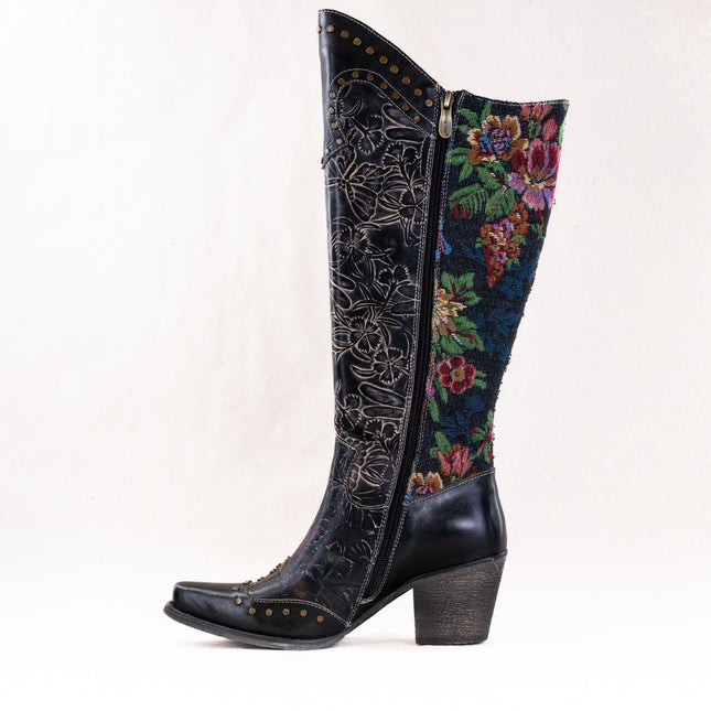 L'Artiste Mallorie Boot (Women's) - Black