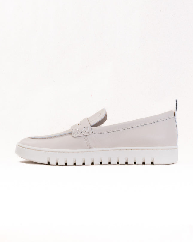 Vionic Uptown Loafer (Women's) - White Creme Leather