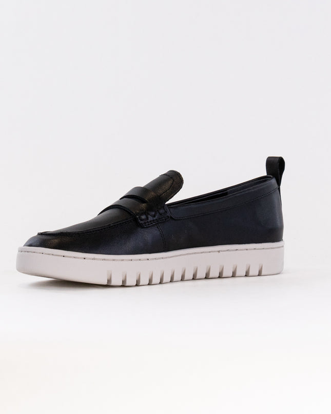 Vionic Uptown Loafer (Women's) - Black Leather