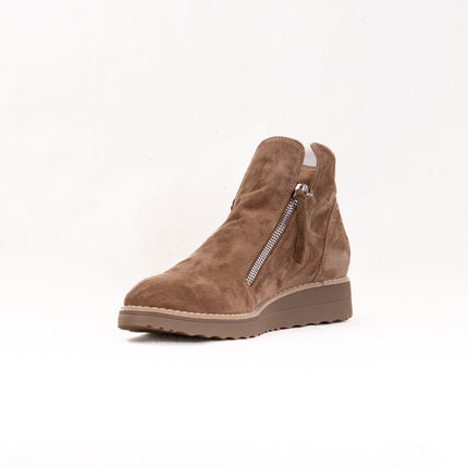 Django & Juliette Ohmy (Women's) - Chocolate Suede
