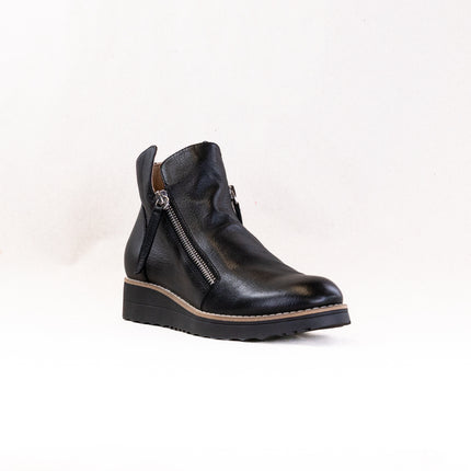 Django & Juliette Ohmy (Women's) - Black Leather