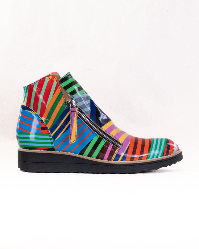 Django & Juliette Ohmy (Women's) - Black Stripe Multi Patent