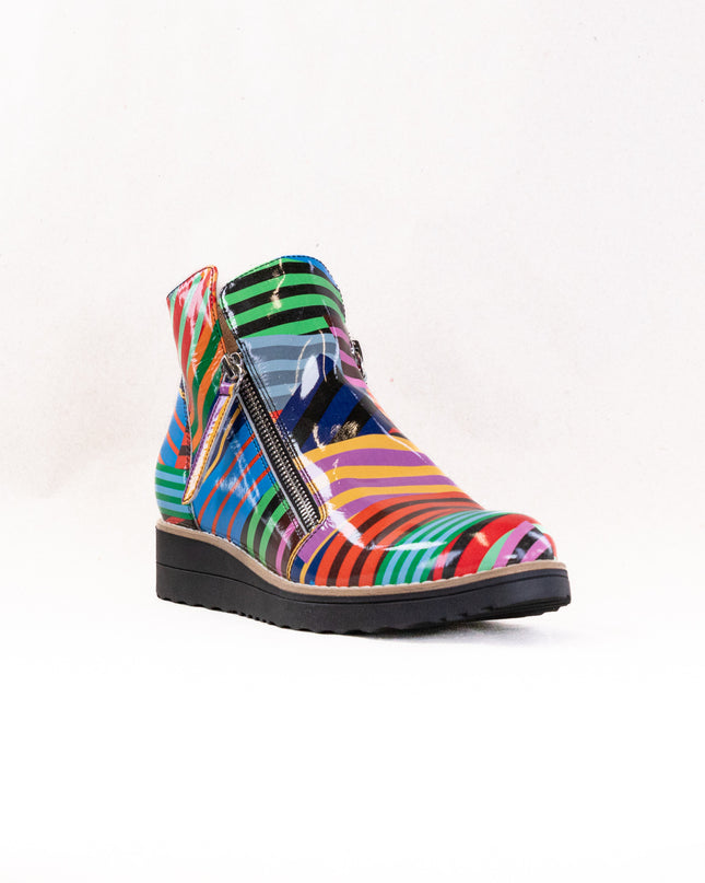 Django & Juliette Ohmy (Women's) - Black Stripe Multi Patent