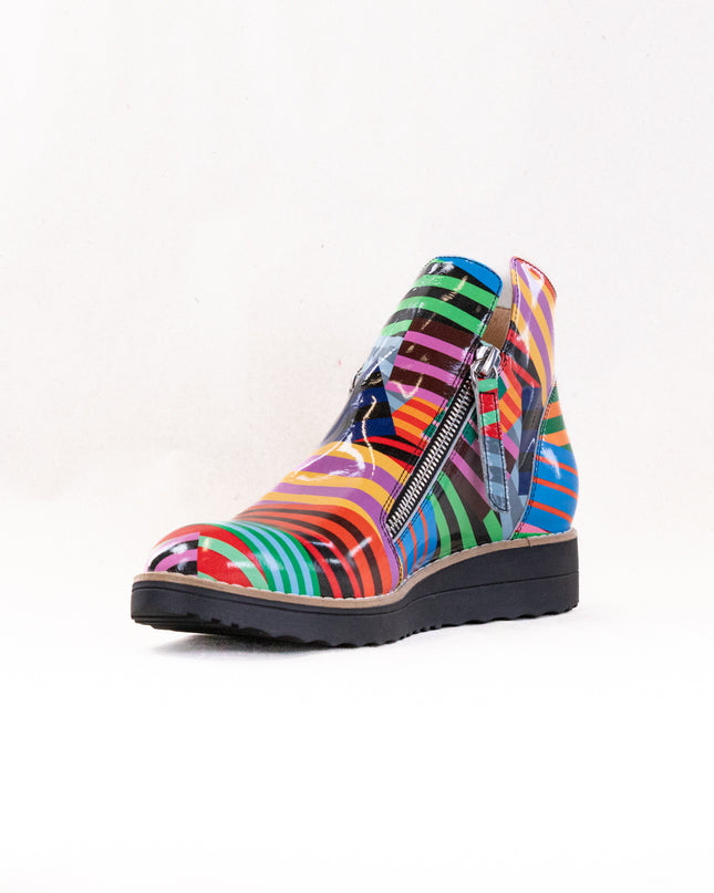 Django & Juliette Ohmy (Women's) - Black Stripe Multi Patent