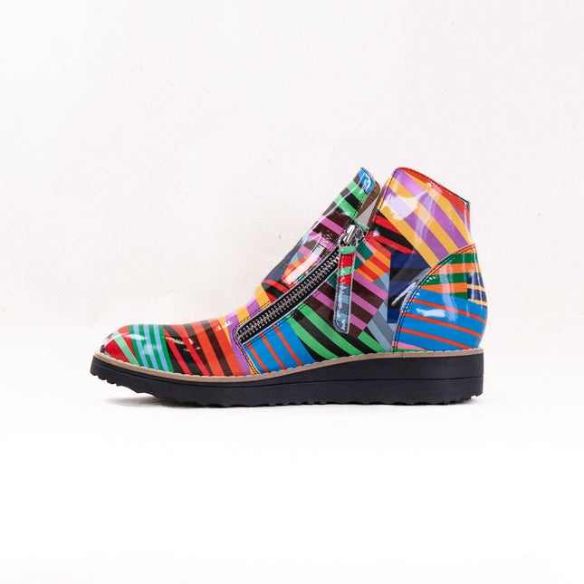 Django & Juliette Ohmy (Women's) - Black Stripe Multi Patent