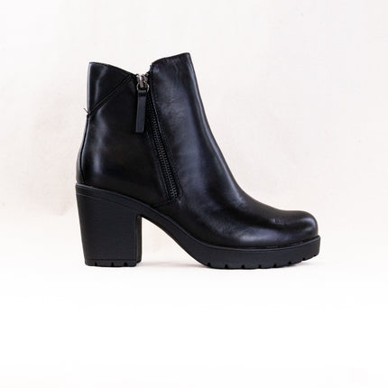 Spring Step Dealey (Women's) - Black
