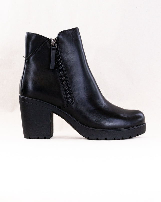 Spring Step Dealey (Women's) - Black