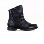 36 / BLACK