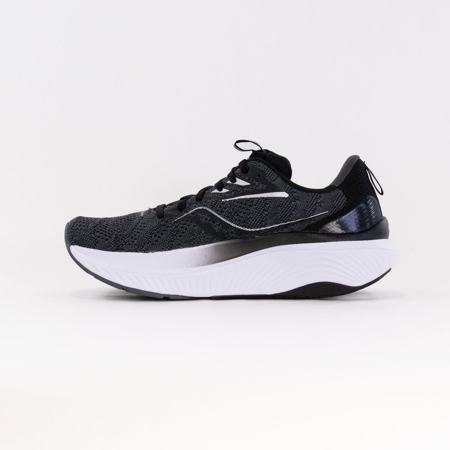 Saucony Echelon 9 Extra Wide (Women's) - Black/White