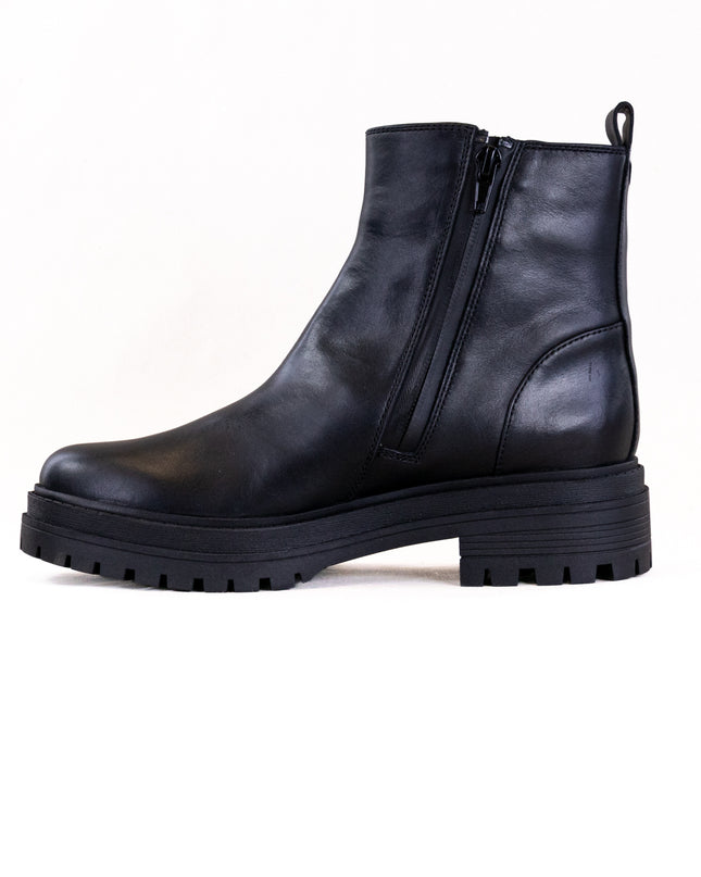 Vionic Georgina (Women's) - Black Leather