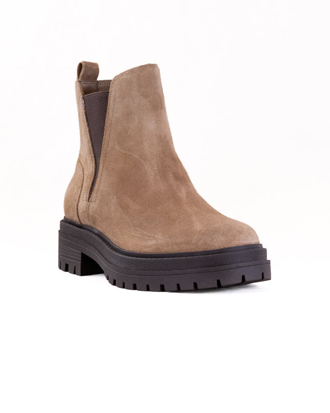 Vionic Georgina (Women's) - Desert Sand Suede
