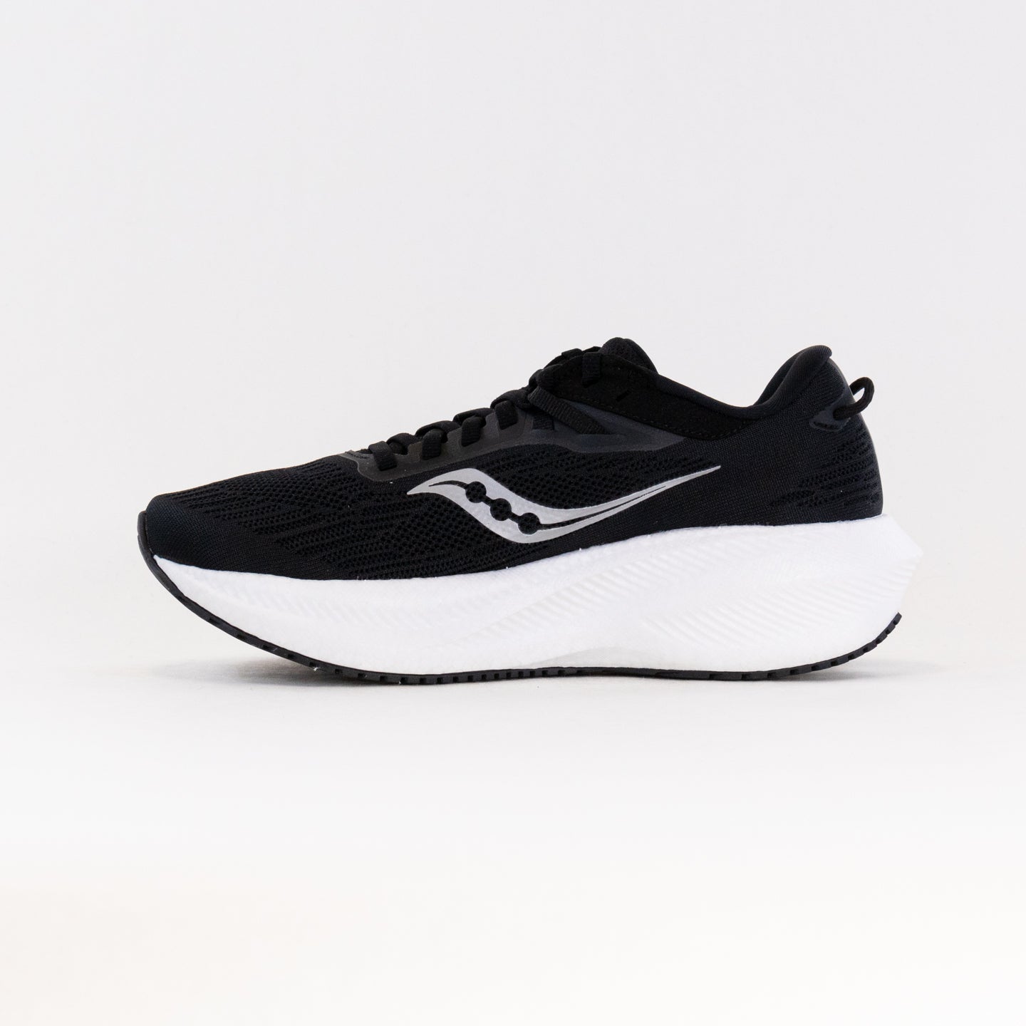 Saucony Triumph 21 Wide (Women's) - Black/White