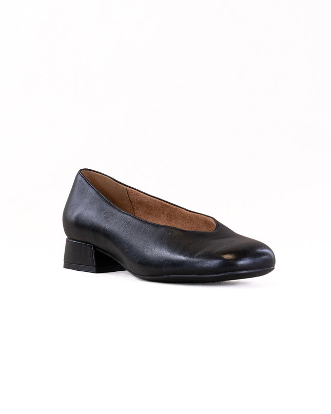 Vionic Petra (Women's) - Black Leather
