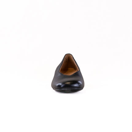 Vionic Petra (Women's) - Black Leather
