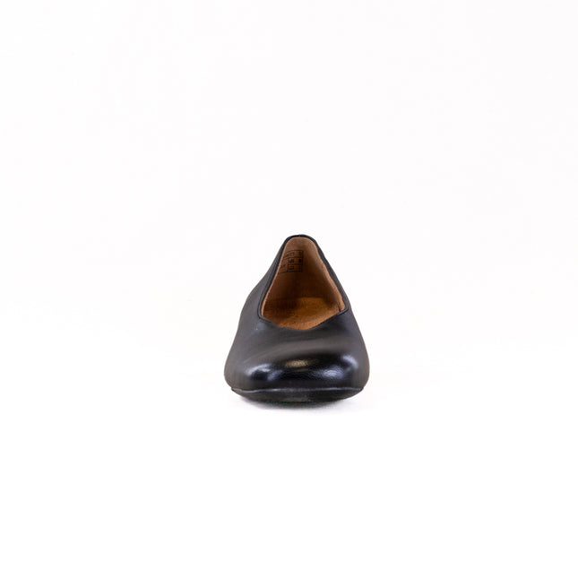 Vionic Petra (Women's) - Black Leather
