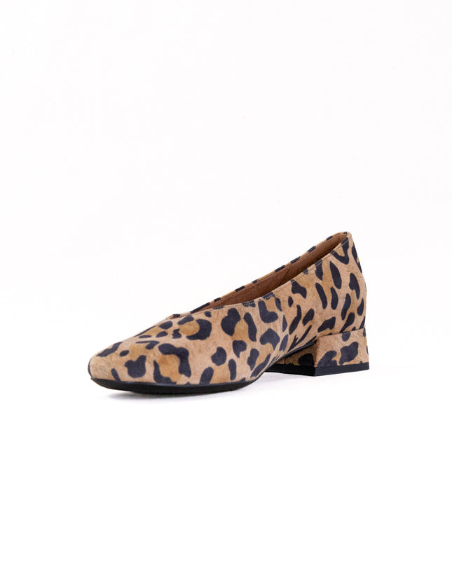 Vionic Petra (Women's) - Tan Leopard