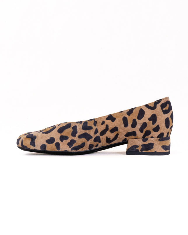 Vionic Petra (Women's) - Tan Leopard